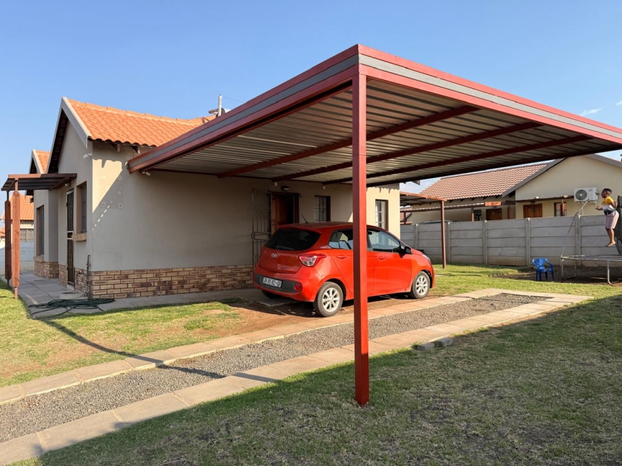 3 Bedroom Property for Sale in Waterkloof East North West
